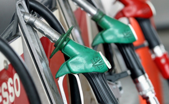 Giá dầu WTI tăng 1% trong phiên giao dịch đầu tiên của năm 2019