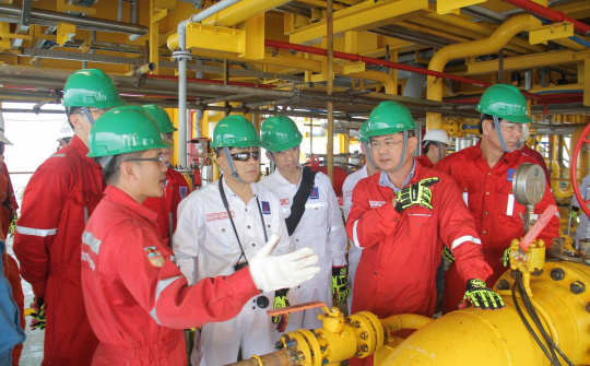 Mỏ Cá Tầm gấp rút chuẩn bị đón dòng dầu đầu tiên