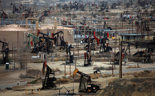 EIA: Sản lượng dầu đá phiến của Mỹ tăng lên kỷ lục 8,179 triệu thùng/ngày