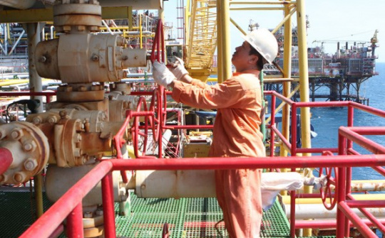 Doanh nghiệp PVN khai thác hơn 2 triệu tấn dầu trong tháng đầu năm