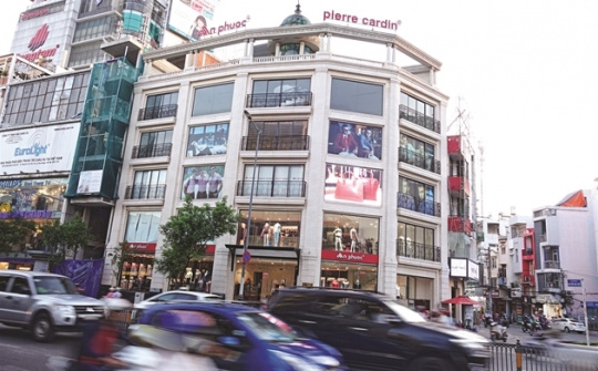 Thời trang Việt: Trở về không dễ dàng
