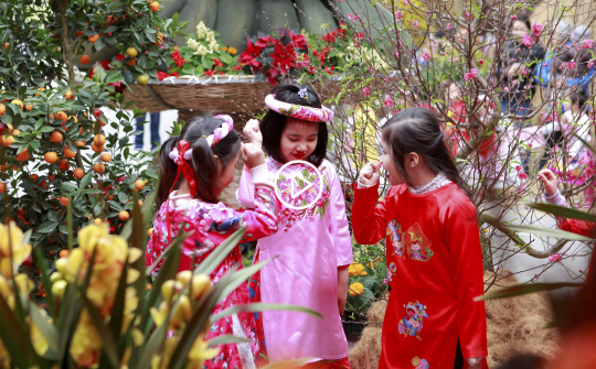 Những ca khúc mùa xuân vừa nghe đã cảm thấy Tết về rất gần