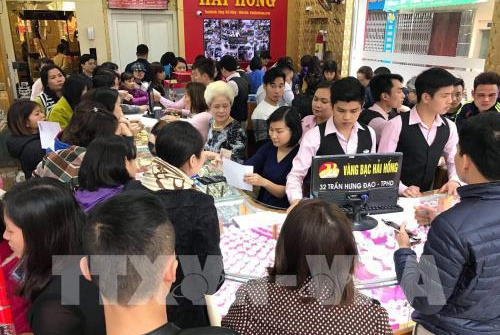 Thị trường vàng trong nước ghi nhận tuần giao dịch khởi sắc