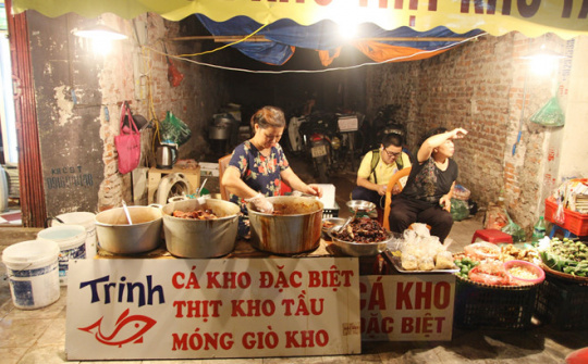 Giải mã sức hút cá kho phố cổ Hà Nội: Thành công từ những điều dung dị nhất!