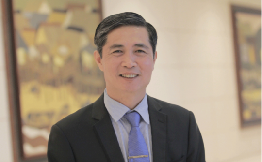 Tổng giám đốc Nhôm Lâm Đồng nhận Cúp Thánh Gióng