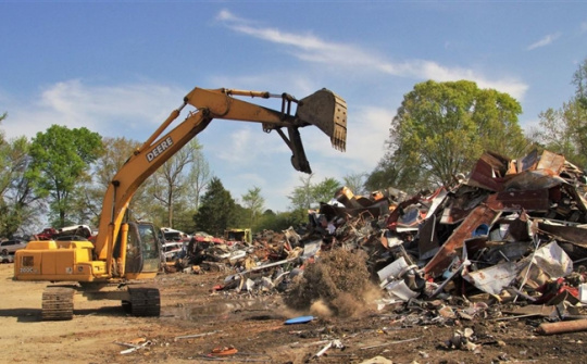 Bộ Công Thương đề xuất danh mục phế liệu tạm ngừng kinh doanh tạm nhập, tái xuất, chuyển khẩu