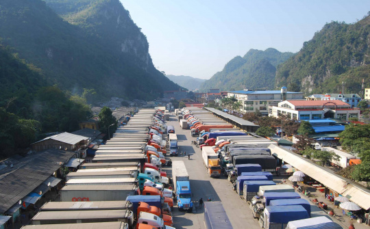 Nông sản Việt bị ùn ứ tại cửa khẩu, Bộ Công Thương ra khuyến cáo