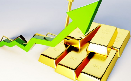 Giá vàng giữ đà tăng, kéo vàng trong nước đi theo (ngày 24/10)