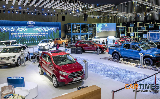 Vì sao Ford Việt Nam mang toàn xe gầm cao tới VMS 2019?