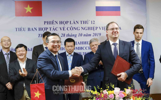 Việt Nam và Liên bang Nga đạt nhiều thỏa thuận quan trọng về công nghiệp