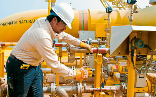 Ả-rập Xê-út chính thức phục hồi toàn bộ công suất khai thác dầu sau khủng bố