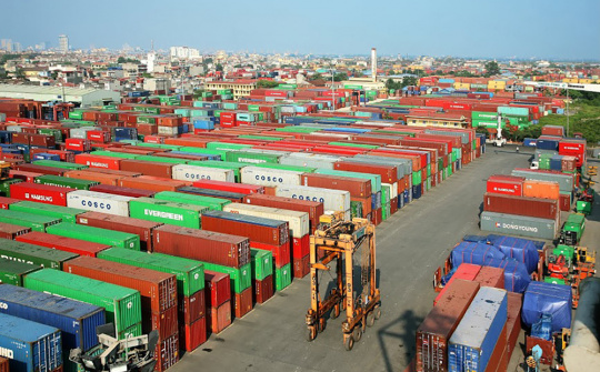 Xuất siêu lập kỷ lục mới, hơn mọi kỳ vọng