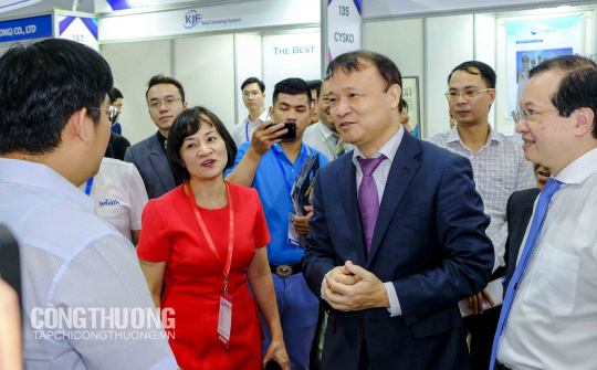 Hàng trăm doanh nghiệp công nghiệp tham gia kết nối tại VIIF 2019