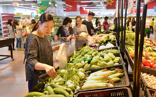 Cảnh giác với những ''mánh khóe'' khi đi mua thực phẩm ở siêu thị