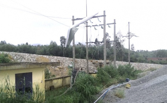 PC Quảng Nam xử lý nhanh sự cố mất điện do ảnh hưởng bão số 6