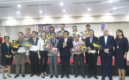 Cải thiện môi trường kinh doanh: 11 Hiệp hội doanh nghiệp ký cam kết kinh doanh liêm chính