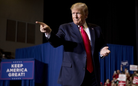 [Tin ảnh] Câu nói gây sốc của ông Trump