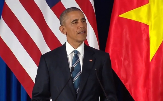 “Về hưu”, Tổng thống Obama sống bằng nguồn thu nhập nào?