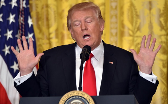 [Quốc tế nổi bật] Ông Trump coi thường "Nhân vật của năm"