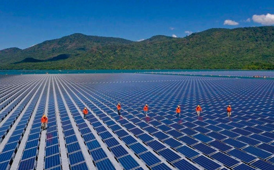 Ký hợp đồng EPC dự án Nhà máy điện mặt trời Sê San 4