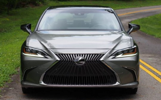 10 mẫu sedan thoải mái nhất năm 2019 (Phần 2)