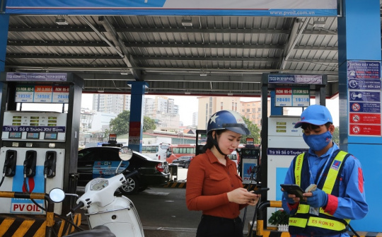 Doanh nghiệp PVN đảm bảo chất lượng xăng dầu cho người sử dụng