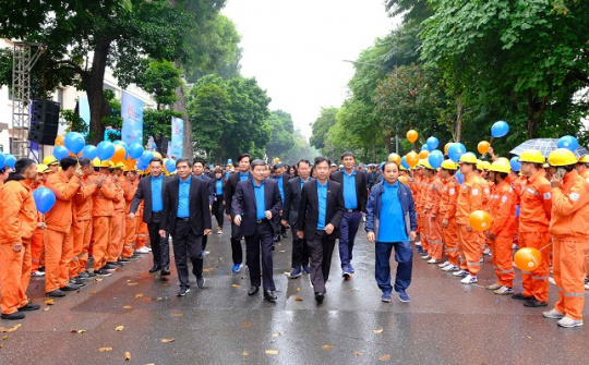 65 năm - EVNHANOI đồng hành cùng Thủ đô