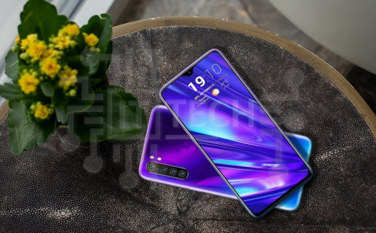 "Quân bài" tầm trung mới của OPPO vừa bất ngờ ra mắt