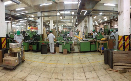 Thay đổi bộ truyền động và ly hợp máy Bóng kính tút