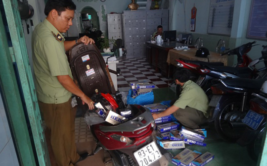 QLTT Hậu Giang: Siết chặt quản lý địa bàn, chống buôn lậu dịp cuối năm