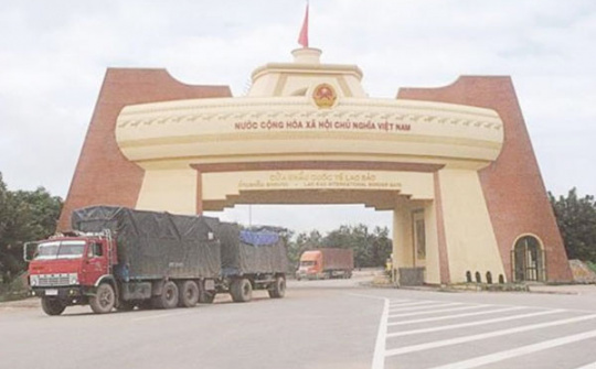 Thương mại Việt - Lào vượt mục tiêu 1 tỷ USD