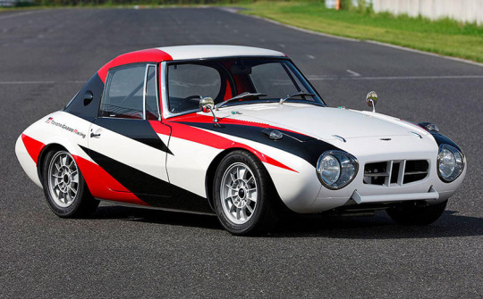 Mẫu xe thể thao đầu tiên của Toyota vừa được hồi sinh, hiếm ngang siêu xe