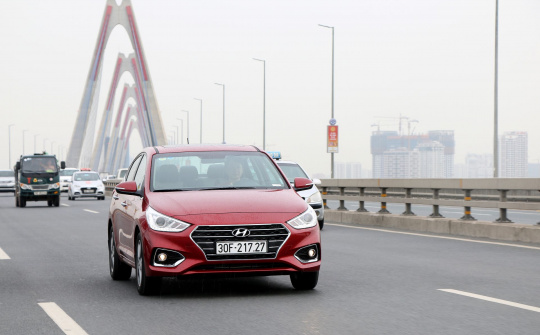 Mẫu SUV Santa Fe 2019 hút khách trước Tết, Hyundai Thành Công tăng trưởng mạnh