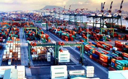 Xuất nhập khẩu trong dịp Tết Kỷ Hợi sôi động, đạt hơn 1 tỷ USD