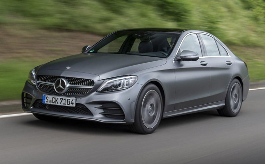 Mercedes-Benz C-Class 2019 lộ giá bán dự kiến trước ngày ra mắt tại Việt Nam