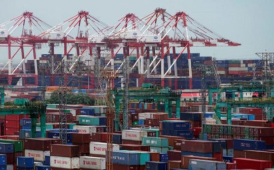 Mỹ chính thức dừng tăng thuế với 200 tỷ USD hàng Trung Quốc