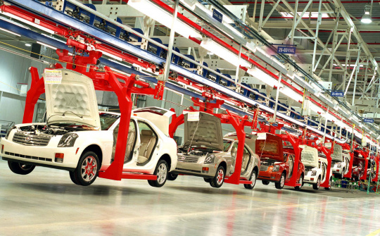 Ford, GM, Fiat đóng cửa một số nhà máy vì lí do "oái oăm" này