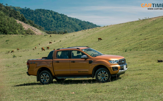 Mẫu xe bán tải nào đang giảm giá nhiều nhất trước ngày tăng lệ phí trước bạ