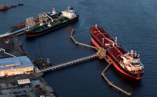 Trung Quốc bắt đầu nối lại việc mua dầu của Mỹ