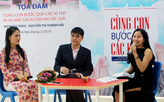 Làm thế nào để “cùng con bước qua các kỳ thi”?