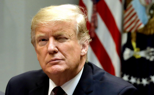 Quốc tế nổi bật: Ông Trump quên nơi cha sinh
