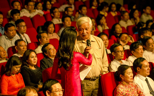 Đại biểu Quốc hội - Nhà sử học Dương Trung Quốc: "Người Việt Nam tự hào về sản phẩm của mình, nhưng cũng phải có trách nhiệm quảng bá sản phẩm ấy.."