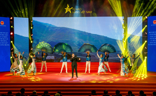 Tự hào hàng Việt Nam - Vang mãi "Giai điệu Tổ quốc"