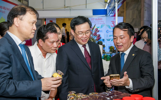 Phó Thủ tướng Vương Đình Huệ: Cần tiếp tục sáng tạo phù hợp với thực tiễn trong triển khai thực hiện Cuộc vận động "Người Việt Nam ưu tiên dùng hàng Việt Nam"