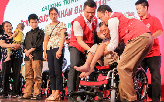 Mỗi người một việc tốt dù nhỏ, nhưng chắc chắn “Đời” sẽ bớt gian nan