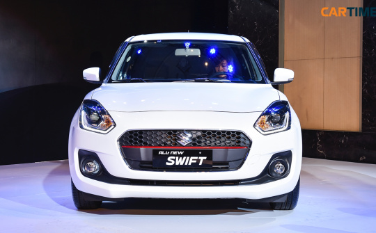 Mẫu xe hạng A Suzuki Swift bất ngờ giảm giá mạnh, phân khúc xe cỡ nhỏ thêm nóng