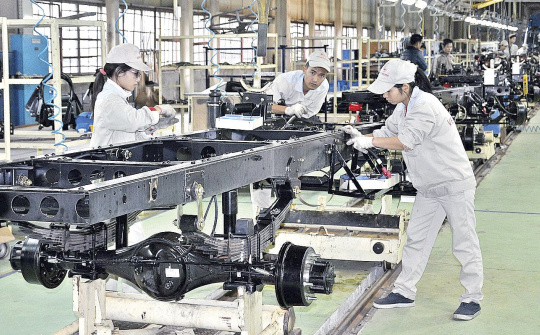 Doanh nghiệp buộc phải thay đổi khi bước lên chuyến tàu 4.0