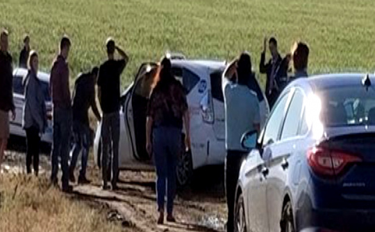 Gần 100 tài xế 'ngã ngửa' vì được Google Maps dẫn đường vào giữa cánh đồng