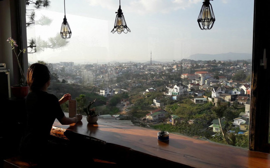 Đến Đà Lạt, tìm chút bình yên của đêm trên phố núi