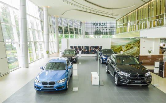 THACO khai trương tổ hợp showroom 3 thương hiệu BMW